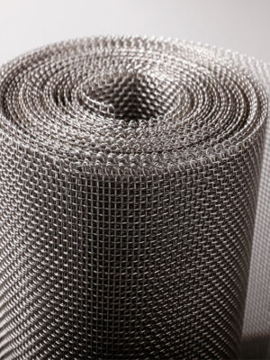 High-grade stainless steel woven wire mesh for robust industrial filtration and screening applications