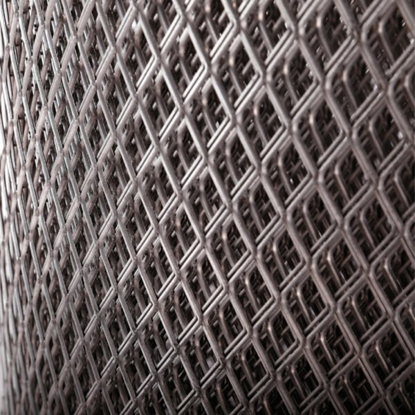Heavy-duty expanded metal mesh for reliable ventilation filtration and structural support in industrial projects
