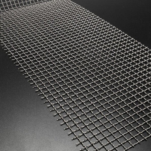 Durable crimped metal mesh with open weave for improved flow providing reliable industrial screening and sieving